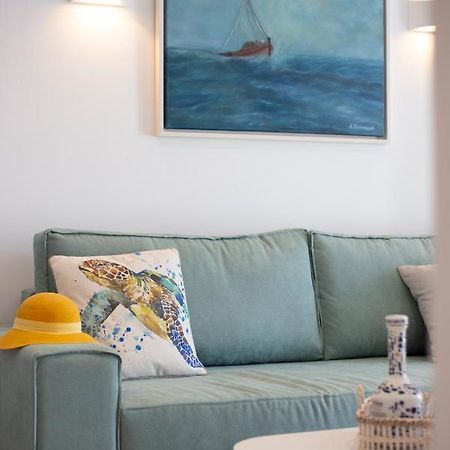 Korina'S Suites Ándros Esterno foto