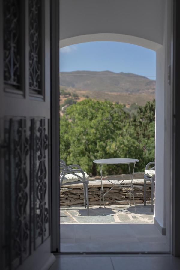 Korina'S Suites Ándros Esterno foto