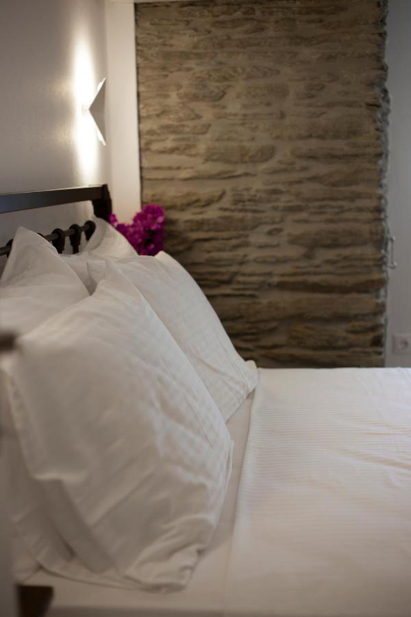 Korina'S Suites Ándros Esterno foto
