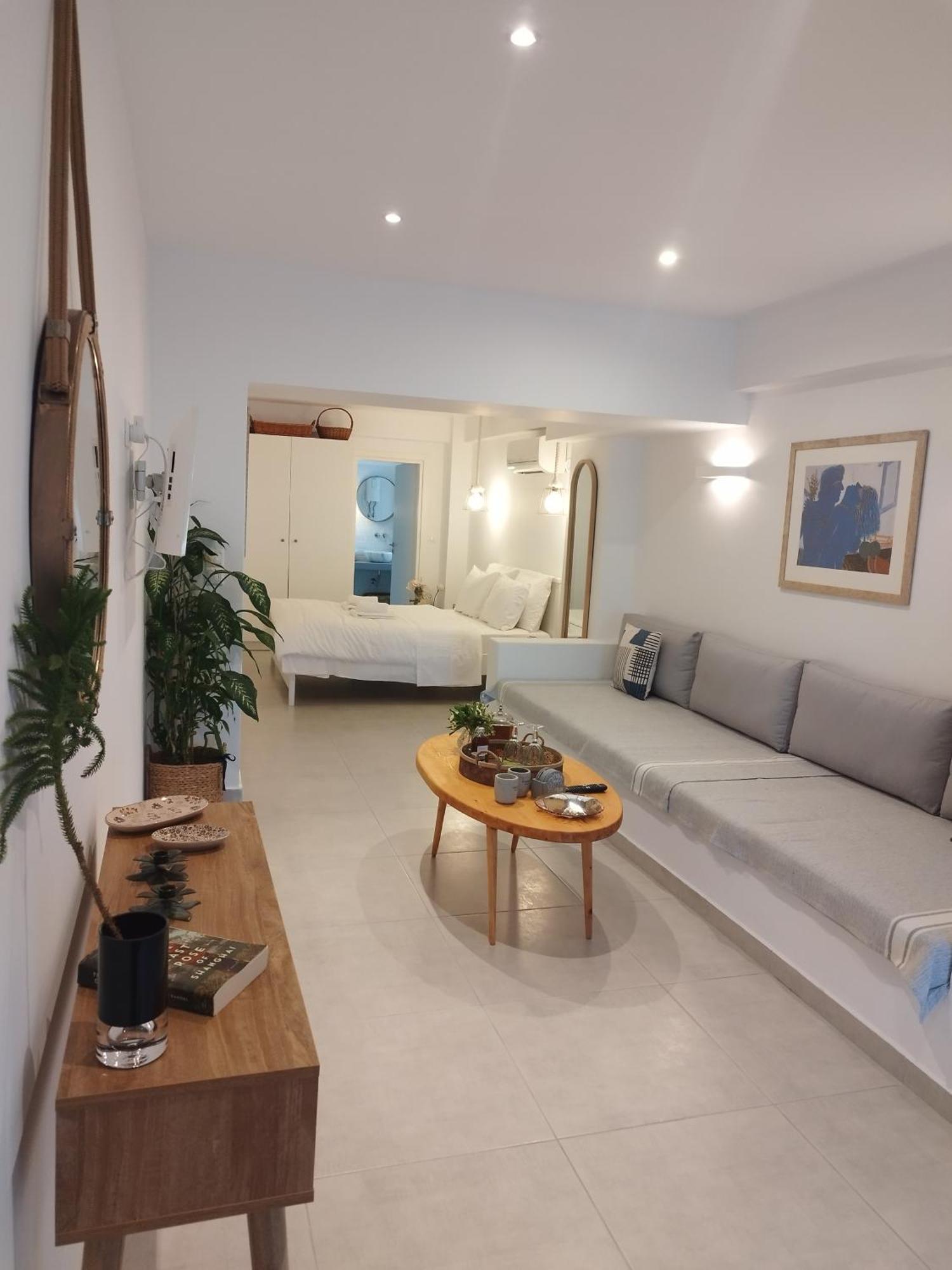 Korina'S Suites Ándros Esterno foto